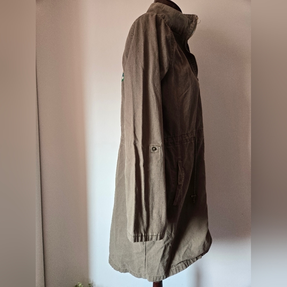 GESVAGES Premium Collection Frida Kahlo Embroidered Olive Green Jacket. Size Med - Picture 6 of 15